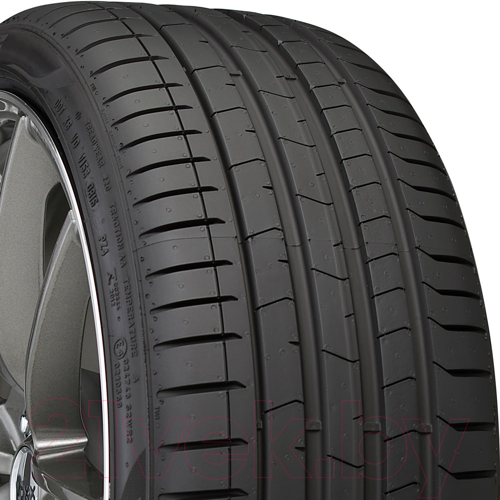 Летняя шина Pirelli P Zero Luxury Saloon 275/40R18 103Y Run-Flat BMW