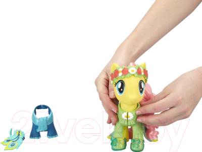 Игровой набор Hasbro My Little Pony Сияние Пони-модницы / C0721