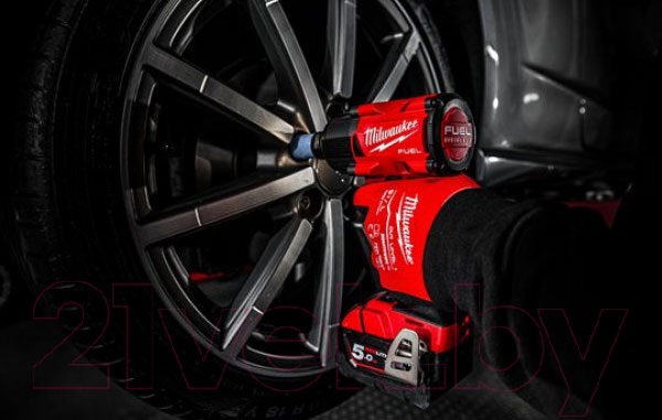 Аккумуляторный гайковерт Milwaukee M18FMTIW2P12-0X Fuel / 4933478452