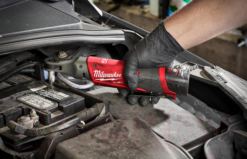 Аккумуляторная трещотка Milwaukee M12 FIR12-0 1/2