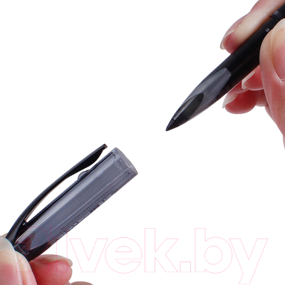 Изображение товара Ручка-роллер UNI Mitsubishi Pencil Air / UBA-188-M BLACK (0.5мм, черный)