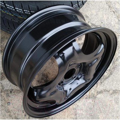 Изображение товара Штампованный диск ТЗСК Renault Sandero 16x6.5" 4x100мм DIA 60.1мм ET 37мм Черный глянец