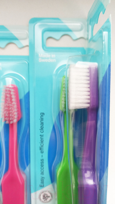Зубная щетка TePe Select Medium