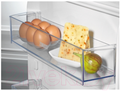 Встраиваемый холодильник Zanussi ZNHR18FS1