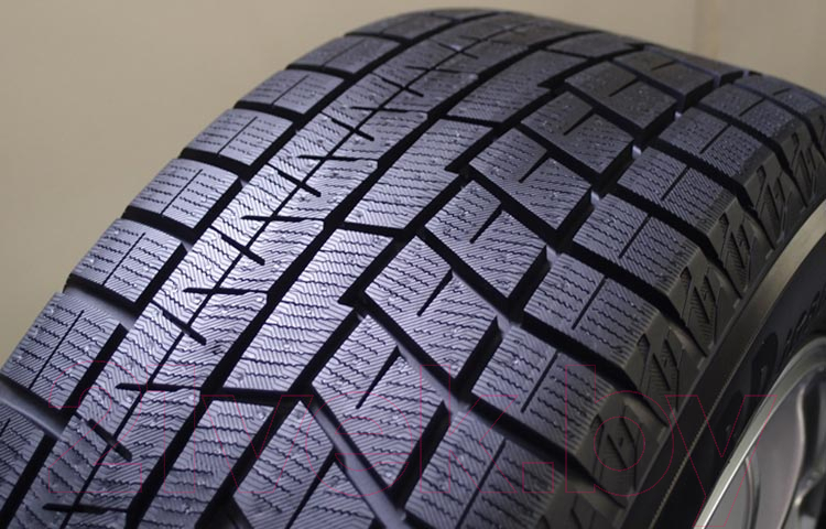 Зимняя шина Yokohama IceGuard iG60 195/50R15 82Q — фото 3