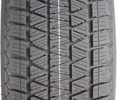 Зимняя шина Bridgestone Blizzak DM-V3 235/60R17 102S