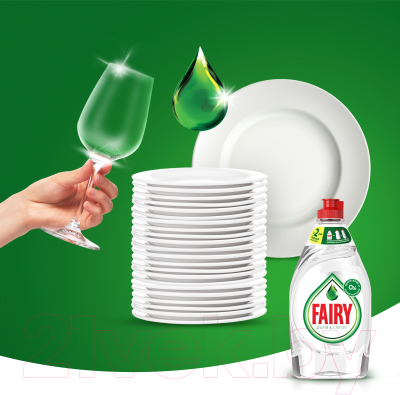 Средство для мытья посуды Fairy Pure & Clean (650мл)