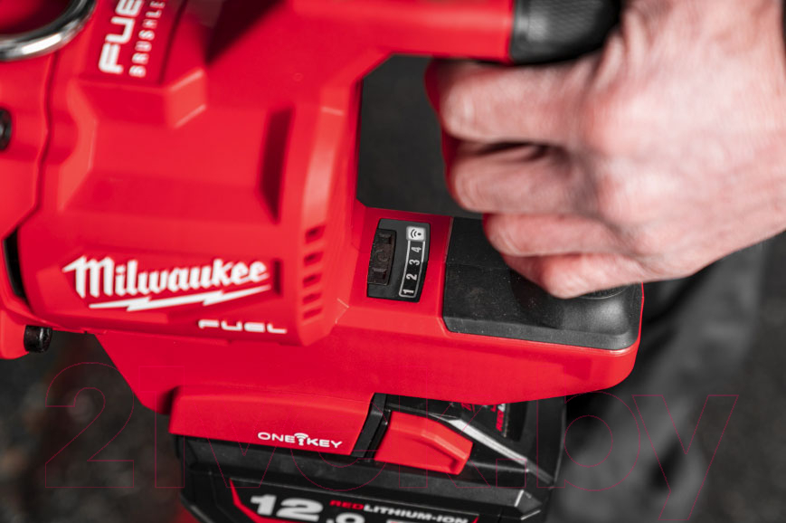 Аккумуляторный гайковерт Milwaukee M18 ONEFHIWF1DS-121C / 4933472072