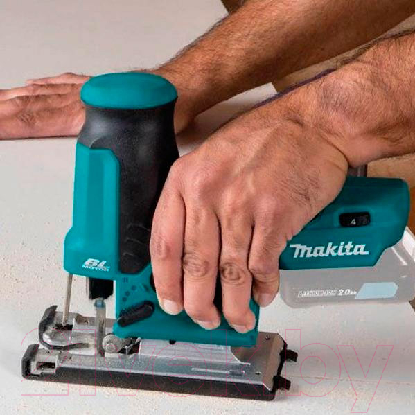 Профессиональный электролобзик Makita JV102DZ