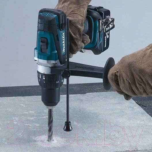 Профессиональная дрель-шуруповерт Makita DHP458RFE