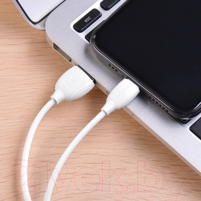 Кабель Borofone BX19 USB Lightning (1м, белый)