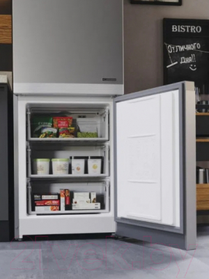 Холодильник с морозильником Hotpoint-Ariston HTS 9202I SX O3