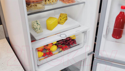 Холодильник с морозильником Hotpoint-Ariston HTS 7200 M O3