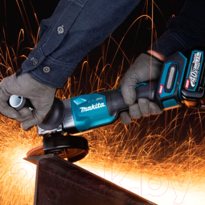 Профессиональная угловая шлифмашина Makita GA013GZ