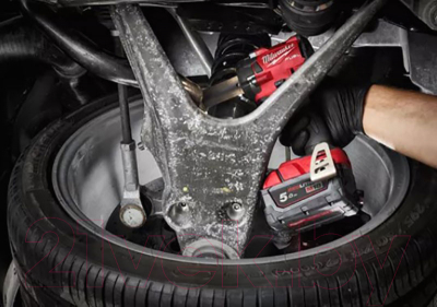 Изображение товара Аккумуляторный гайковерт Milwaukee M18FIW2P12-502X FUEL / 4933478447