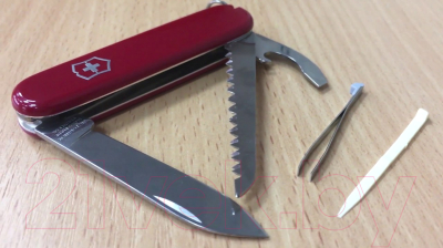 Нож швейцарский Victorinox Walker 0.2313