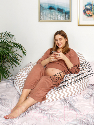Подушка для беременных Amarobaby Вязаные сердечки / AMARO-40A-SvK (кофе)