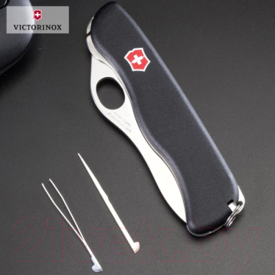 Нож туристический Victorinox Sentinel 0.8413.M3