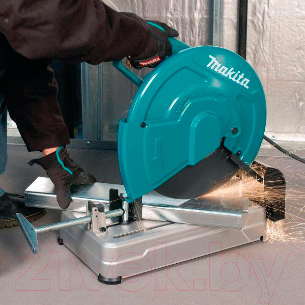 Профессиональная торцовочная пила Makita LW1400