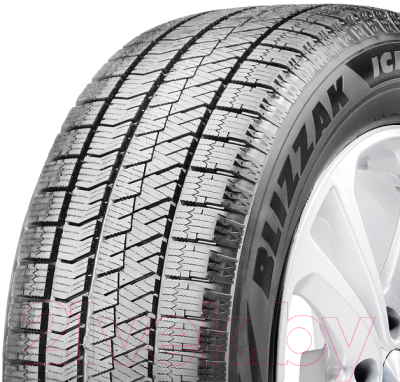 Зимняя шина Bridgestone Blizzak Ice 245/45R17 99T