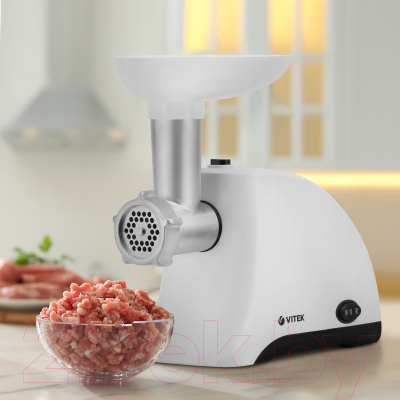 Изображение товара Мясорубка электрическая Vitek VT-3611