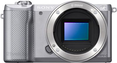 Беззеркальный фотоаппарат Sony Alpha ILCE-5000L (Silver) - вид спереди