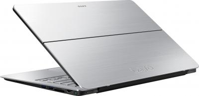 Ноутбук Sony Vaio Fit 13A (SVF13N2J2RS) - вид сзади