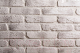 Декоративный камень бетонный РуБелЭко Древний кирпич ДК-002 (белый с тонировкой) - 