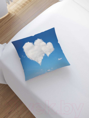 Наволочка декоративная JoyArty Облака в форме сердца / sl_22893