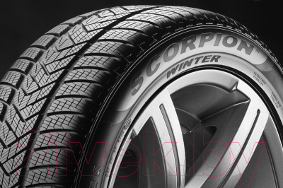 Зимняя шина Pirelli Scorpion Winter SUV 235/65R17 104H Mercedes