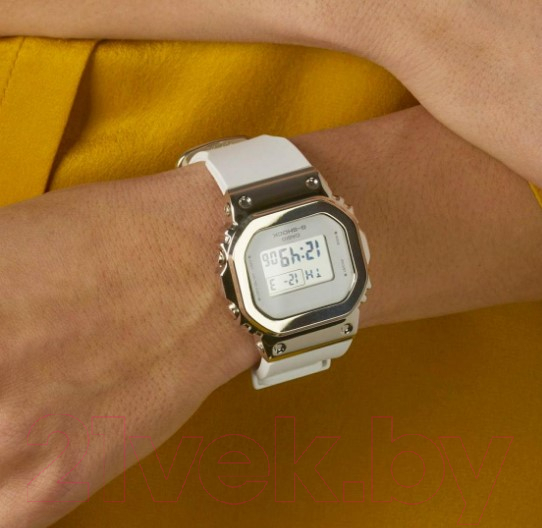 Часы наручные женские Casio GM-S5600G-7E