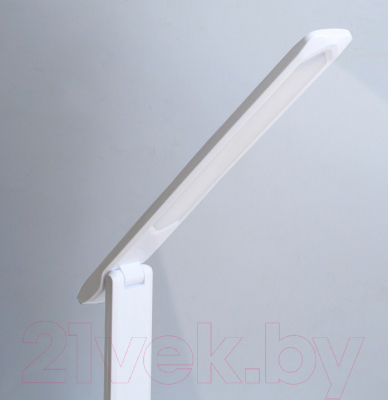 Настольная лампа Ultraflash UF-731 C01 / 14179 (белый)