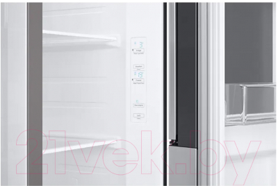 Холодильник с морозильником Samsung RH62A50F1SL/WT