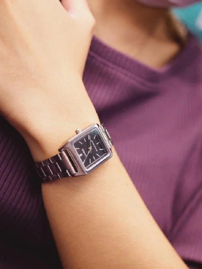 Часы наручные женские Casio LTP-V007D-1E — фото 2
