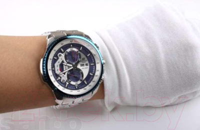Часы наручные мужские Casio EF-558D-2A
