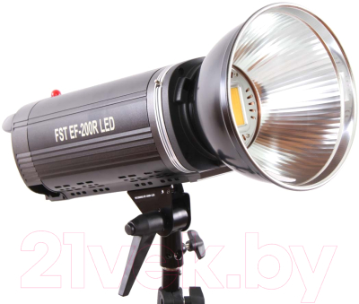 Осветитель студийный FST EF-200R LED 5500K / ут-00000238