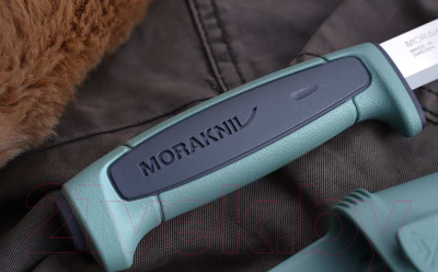 Нож туристический Morakniv Basic 546 / 13957 (зеленый)