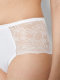 Миниатюра изображения товара Трусы женские Mark Formelle 412417 (р.102, белый)