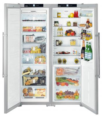 Холодильник с морозильником Liebherr SBSes 72630 - с открытыми дверьми