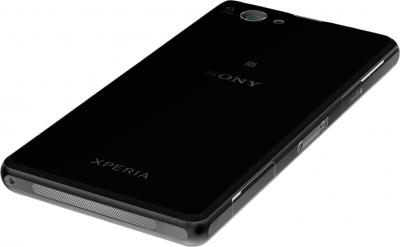 Смартфон Sony Xperia Z1 Compact / D5503 (черный) - вид лежа
