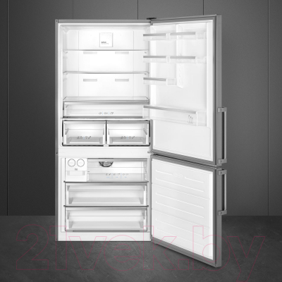 Холодильник с морозильником Smeg FC84EN4HX