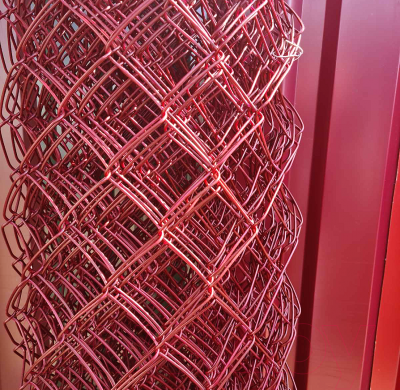 Сетка-рабица Белзабор в ПВХ D 2.4 1.5x10м (ячейка 55x55мм, рубиновый)