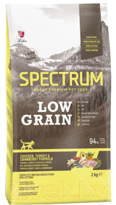 Сухой корм для кошек Spectrum Low Grain для котят с курицей, индейкой и клюквой (2кг)