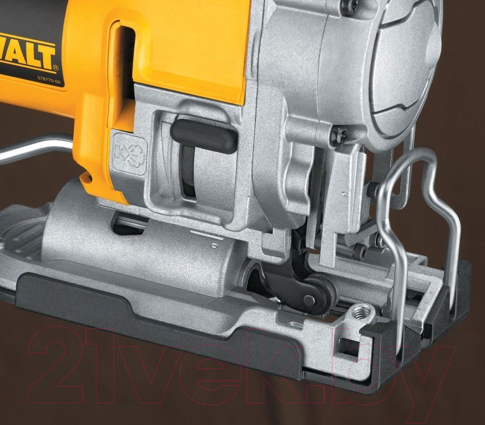 Профессиональный электролобзик DeWalt DW331KT-QS