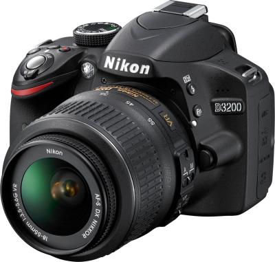 Зеркальный фотоаппарат Nikon D3200 Kit 18-55mm II (черный) - общий вид