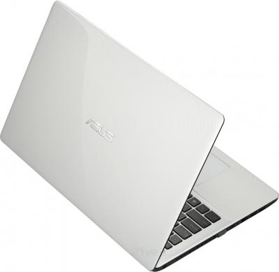 Ноутбук Asus X552EA-SX008H - вид сзади