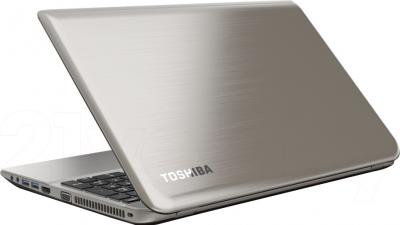 Ноутбук Toshiba Satellite P50-A-K9M (PSPMKR-005004RU) - вид сзади