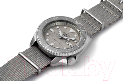 Часы наручные мужские Seiko SRPG61K1