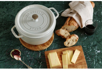 Кокотница Staub La Cocotte / 11020107 (белый трюфель)
