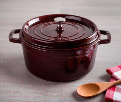 Изображение товара Кокотница Staub La Cocotte / 1102887 (гранат)